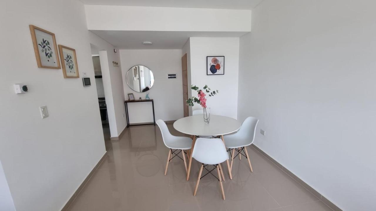 Nice Patagonia Inn Neuquen Ngoại thất bức ảnh