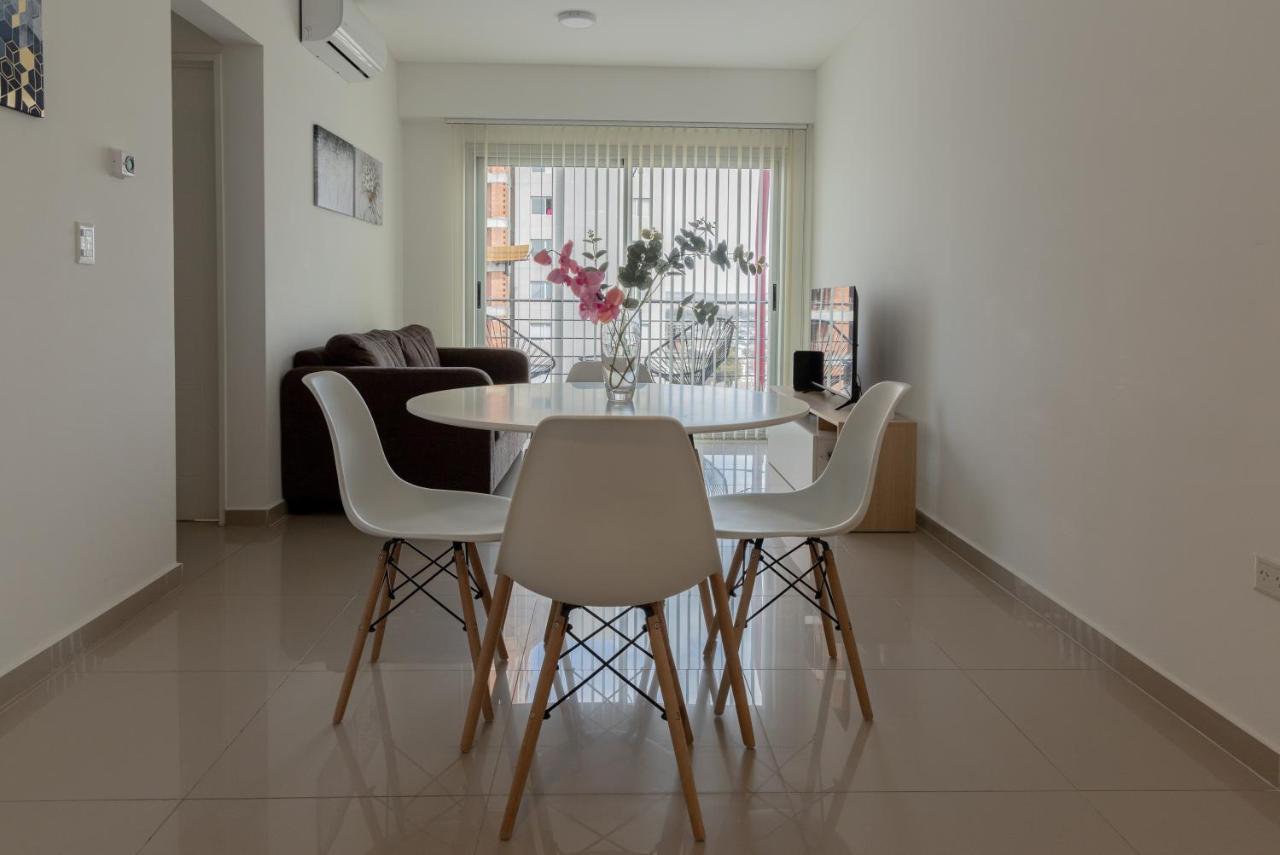 Nice Patagonia Inn Neuquen Ngoại thất bức ảnh